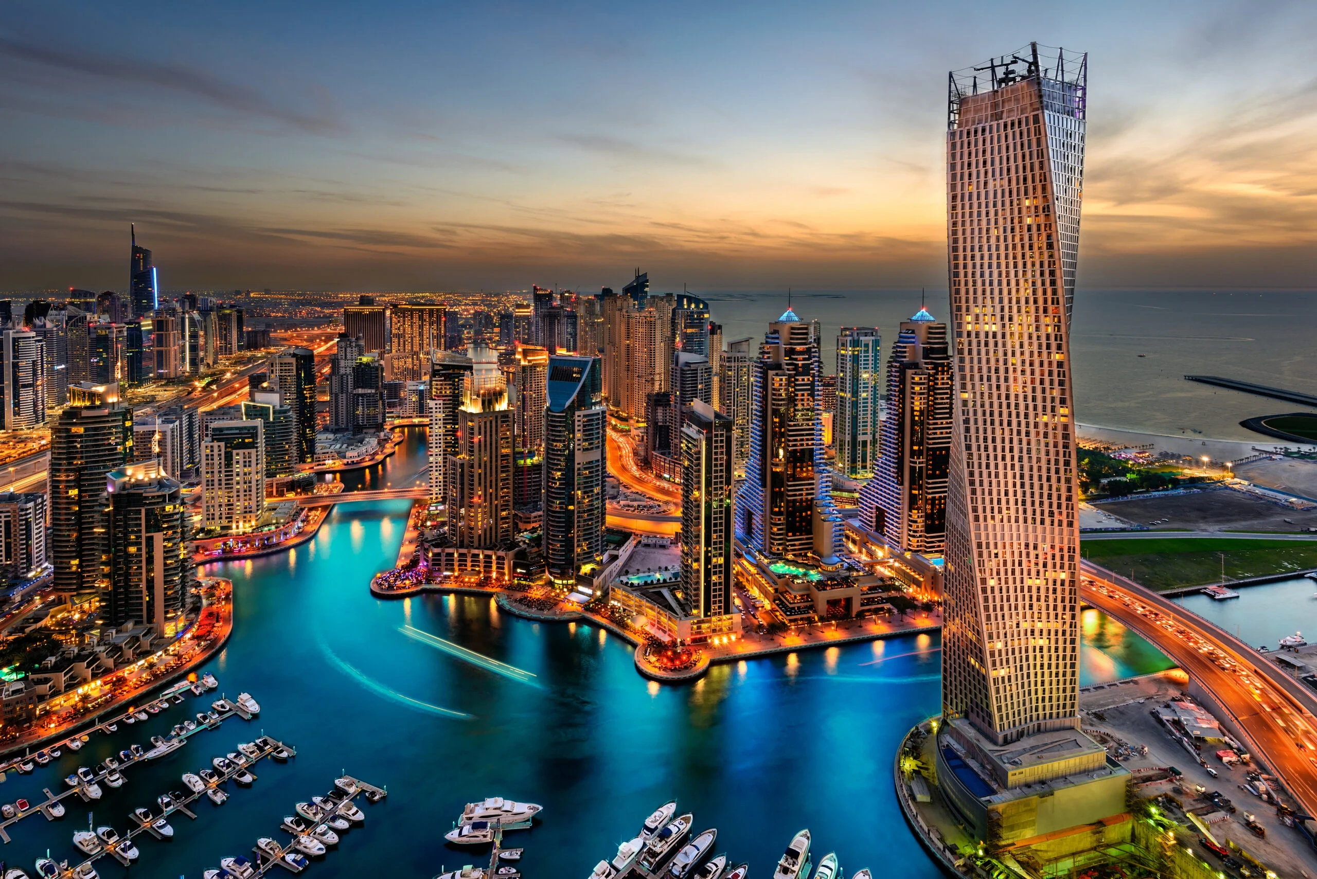 <4-Day Premium Dubai City & Desert Adventure