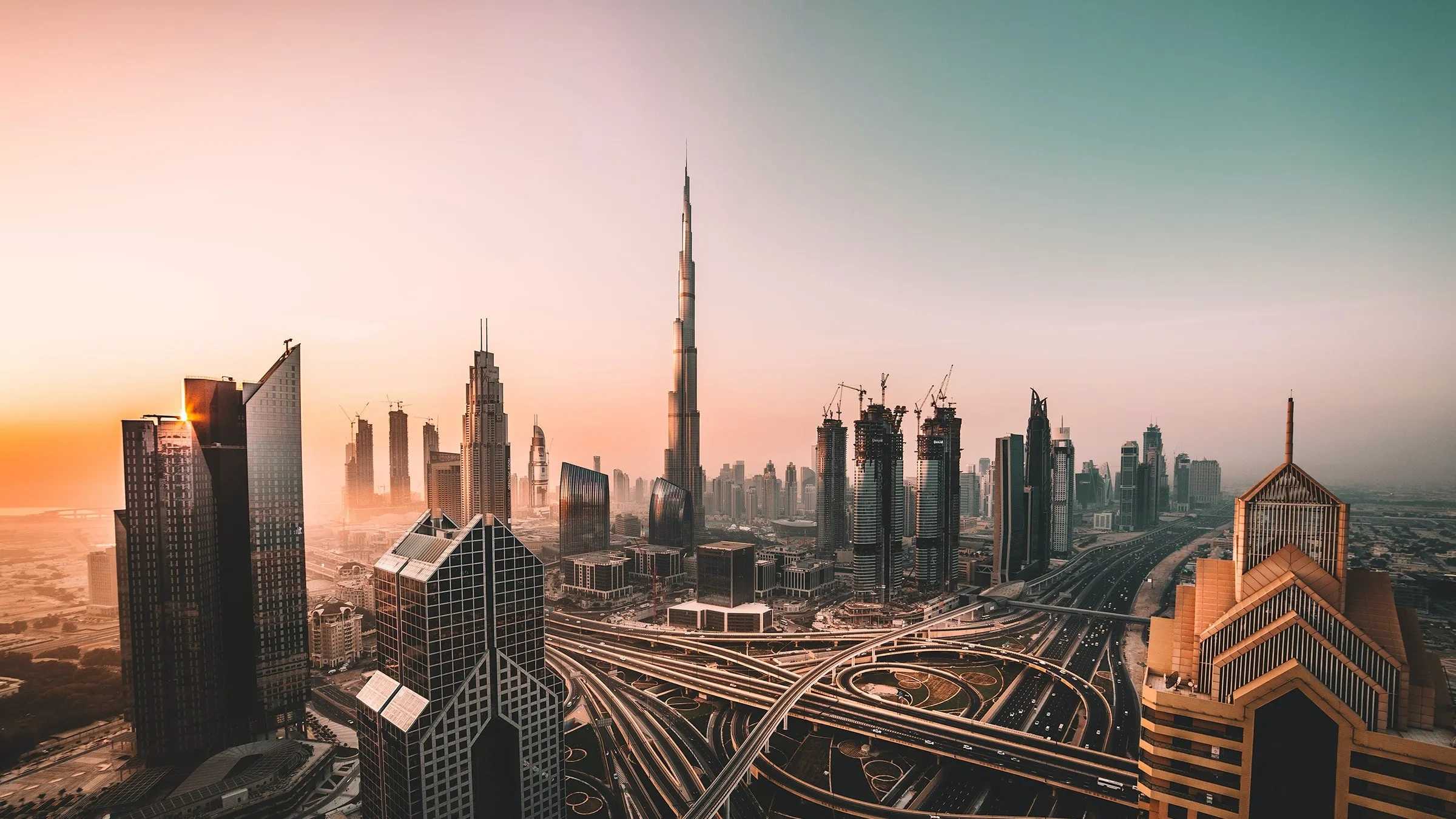 <4-Day Premium Dubai City & Desert Adventure